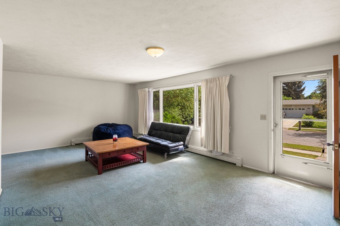 403 N 18th Avenue