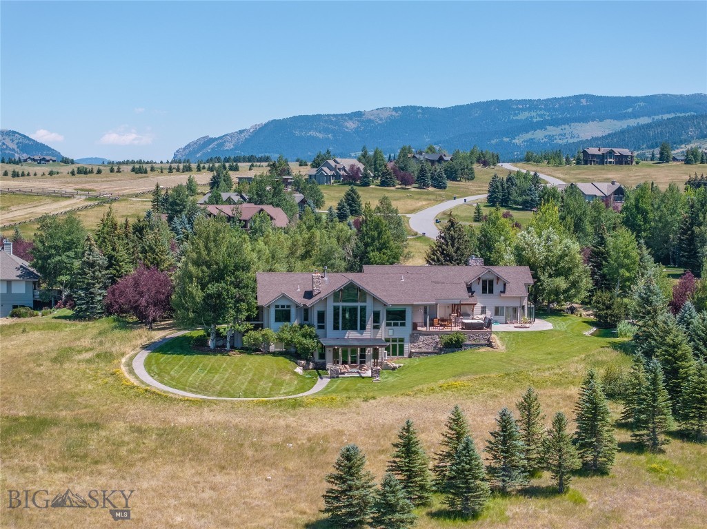 585 Wildrose Lane