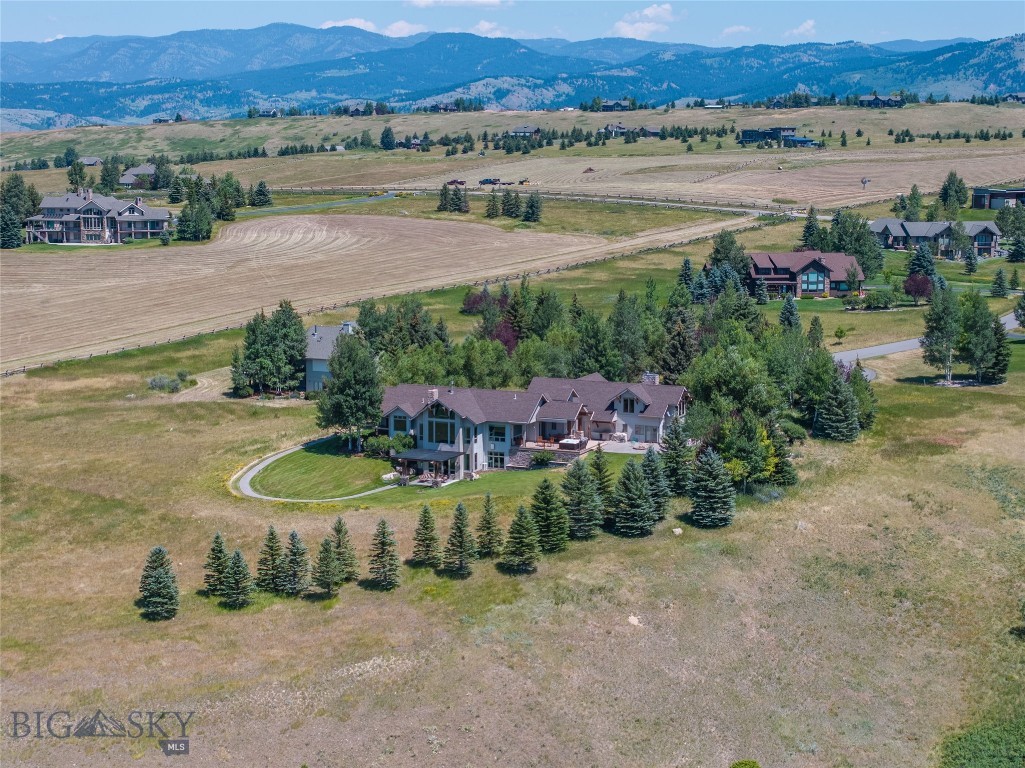 585 Wildrose Lane