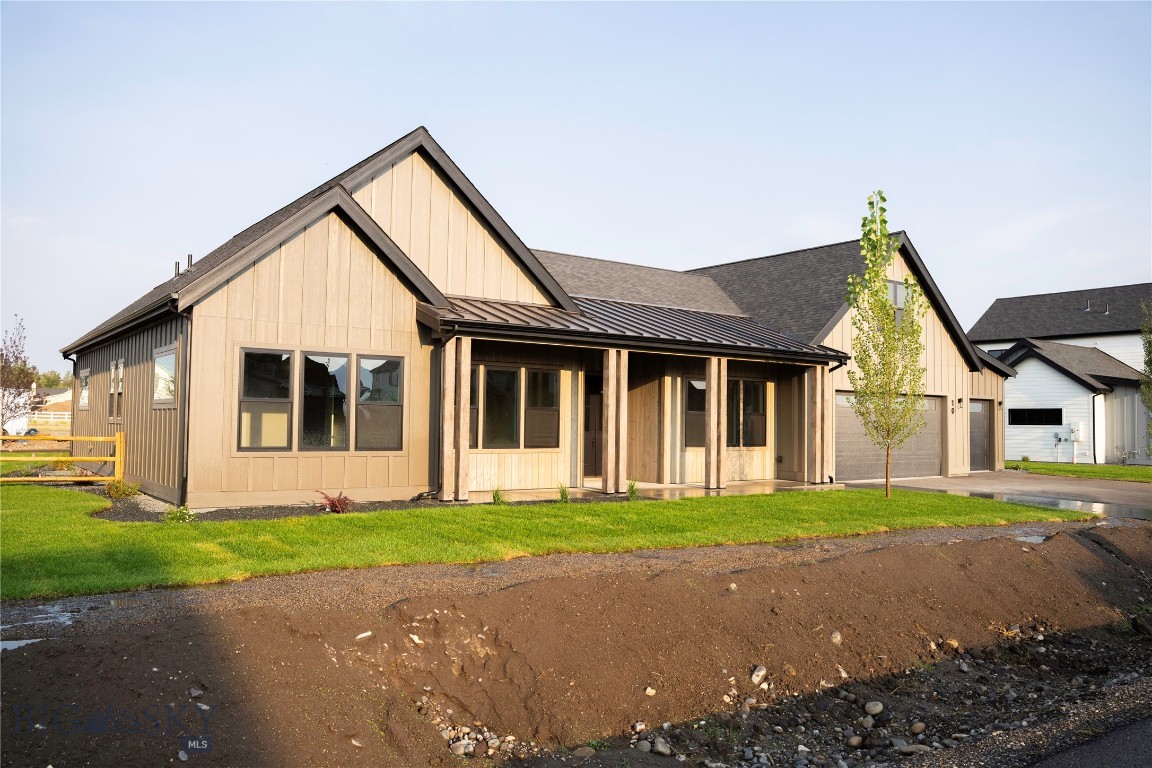 103 Creekbank Loop