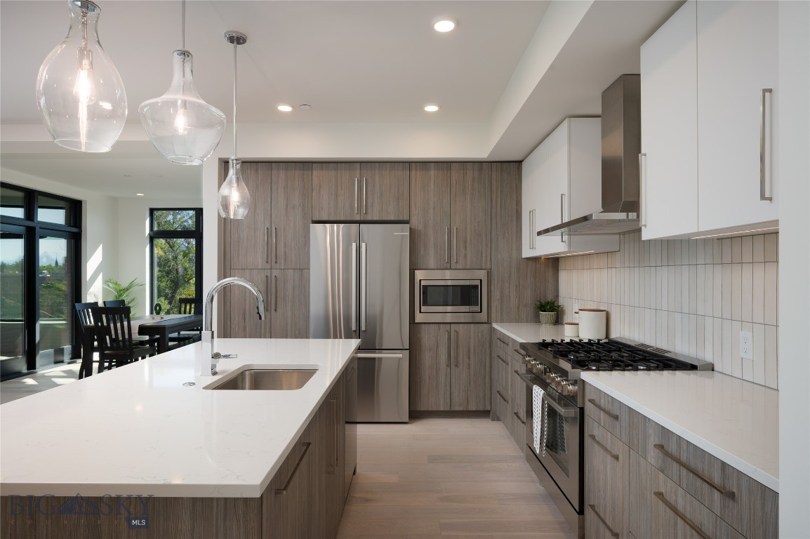 315 N Tracy Avenue 407