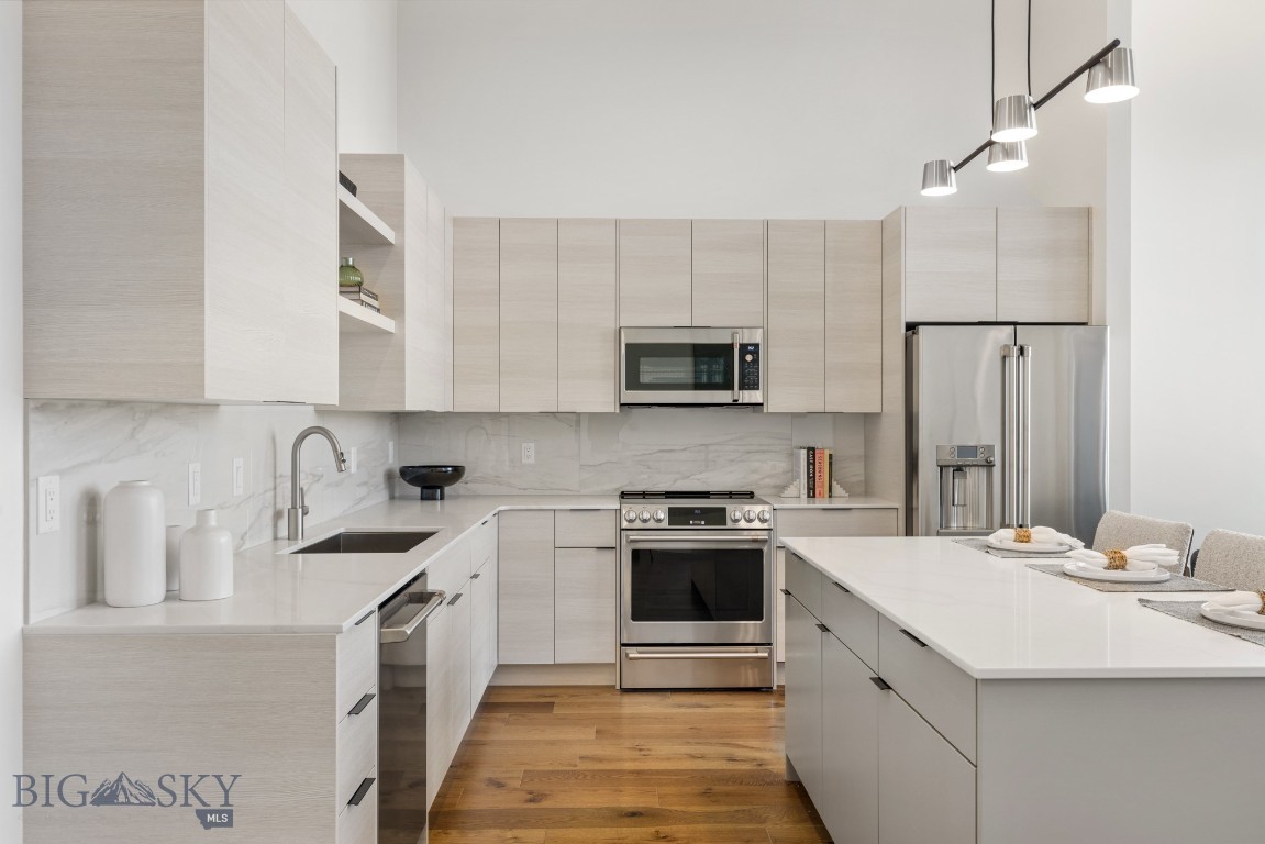 1608 W Beall Street C