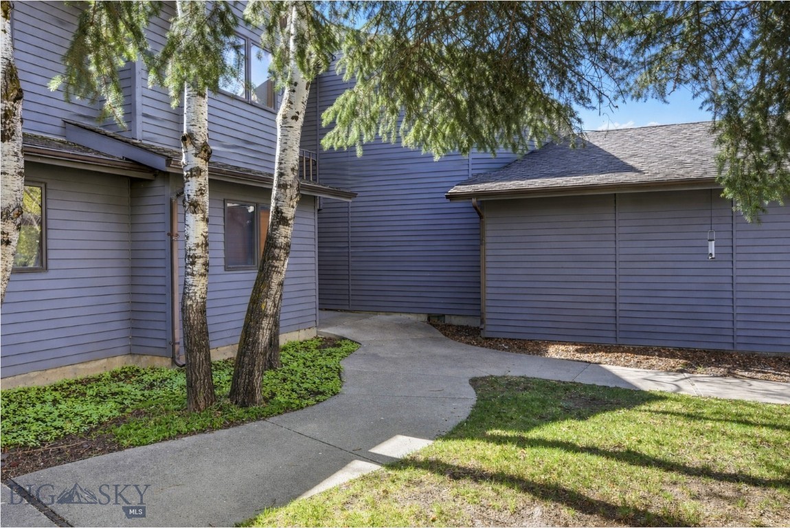 2200 W Dickerson Street 2