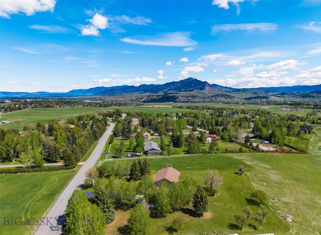 220 Ridge Trail