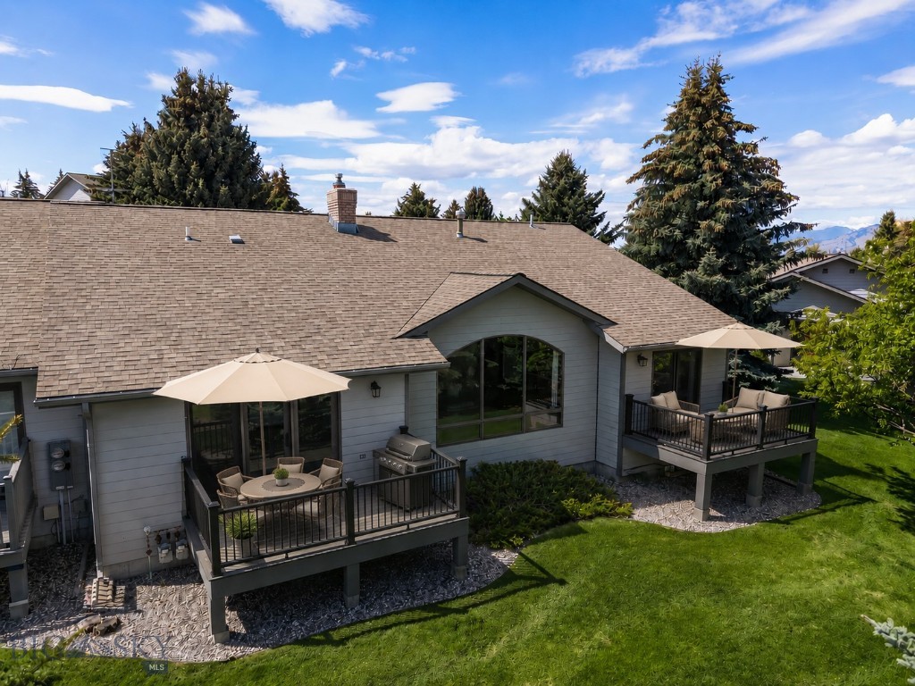 1757 Highland Boulevard 15