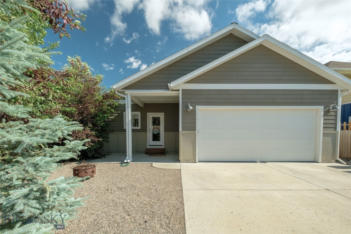 1290 Manzanita Drive
