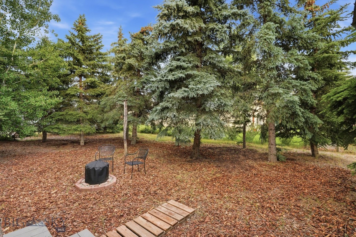 217 Lower Rainbow Road