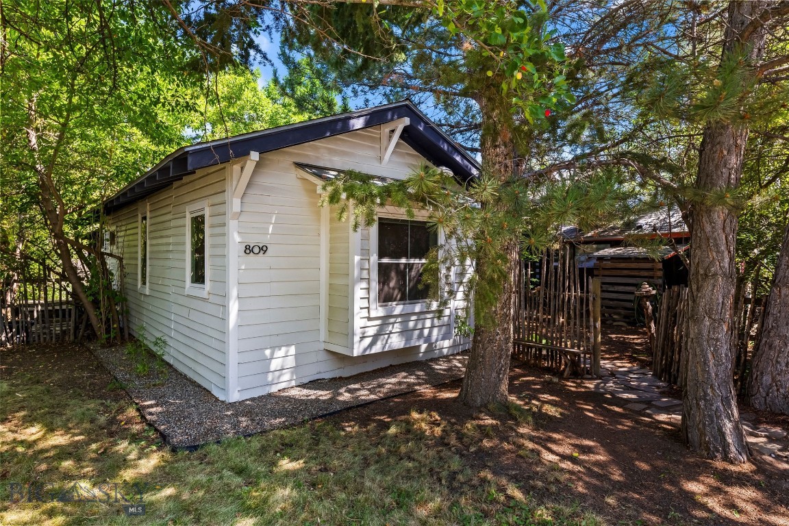 809 E Davis Street, Bozeman