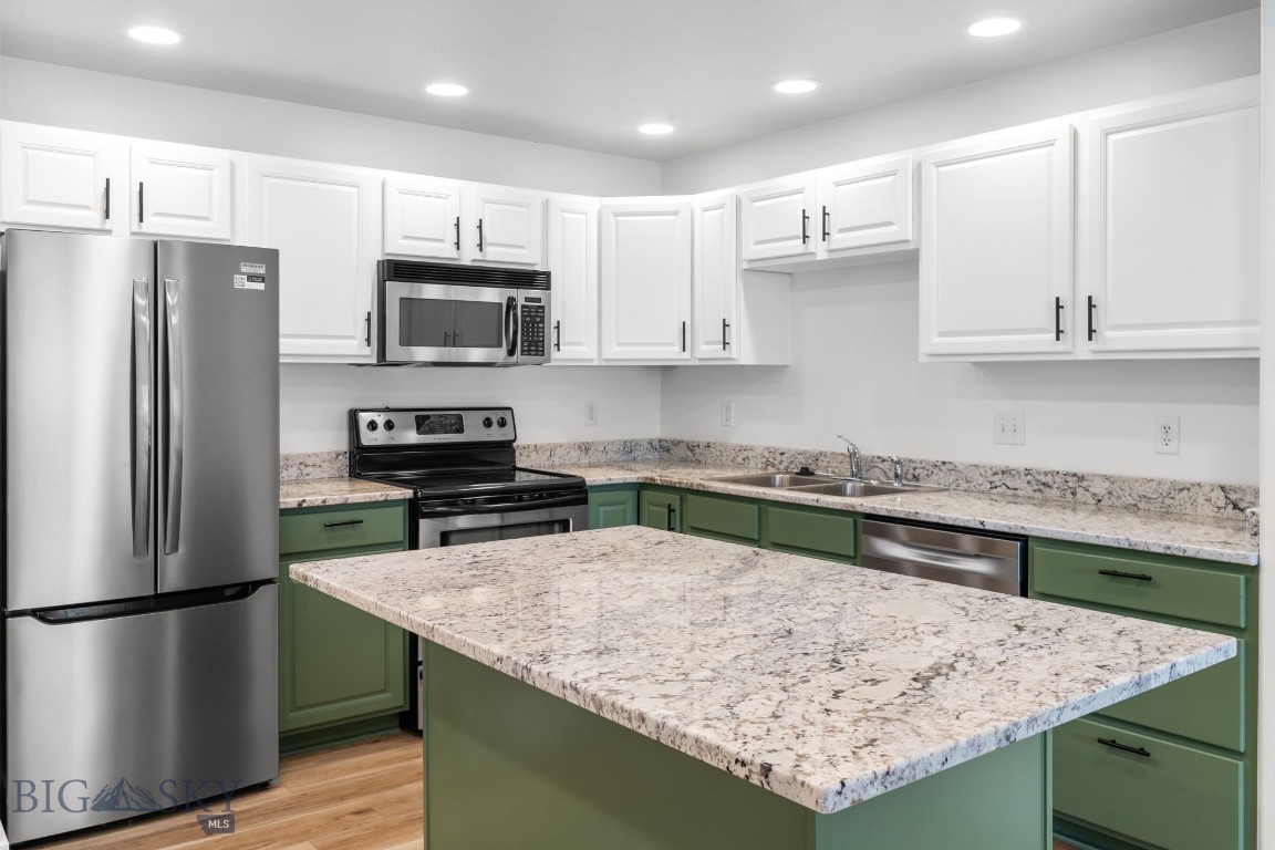 2220 Baxter Lane 4C