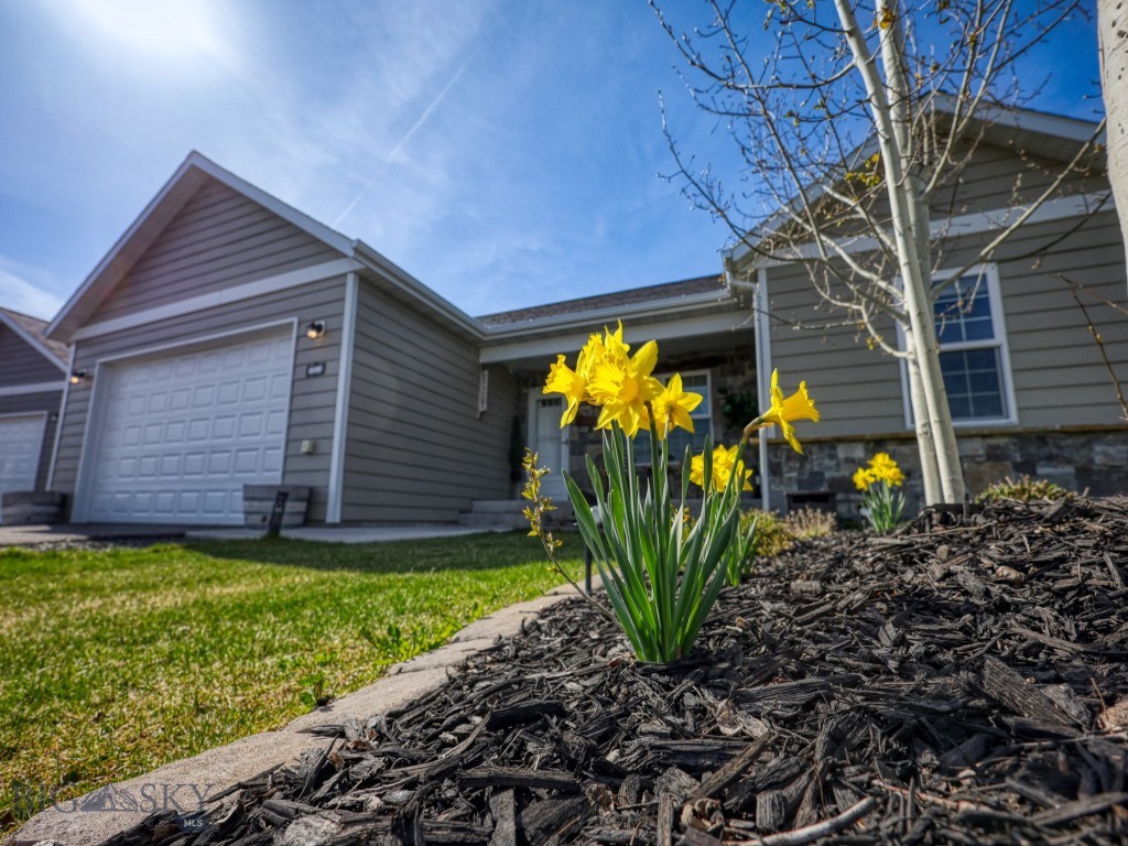 1014 Falcon Ridge Boulevard, Belgrade