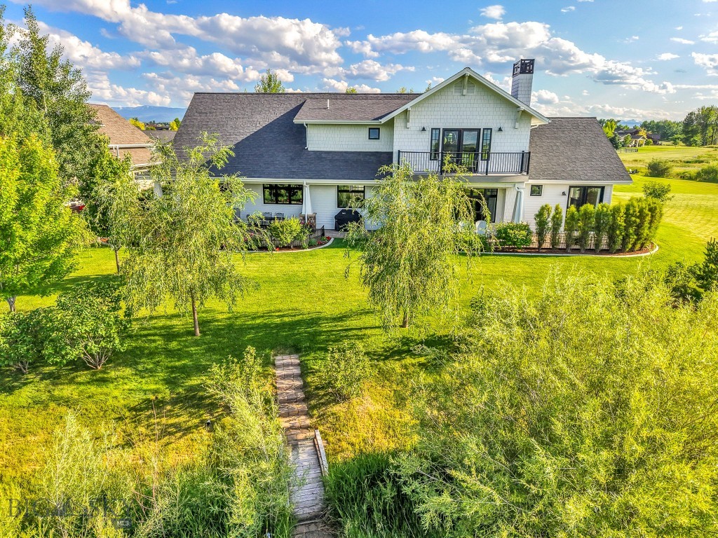 33 Oasis Trail