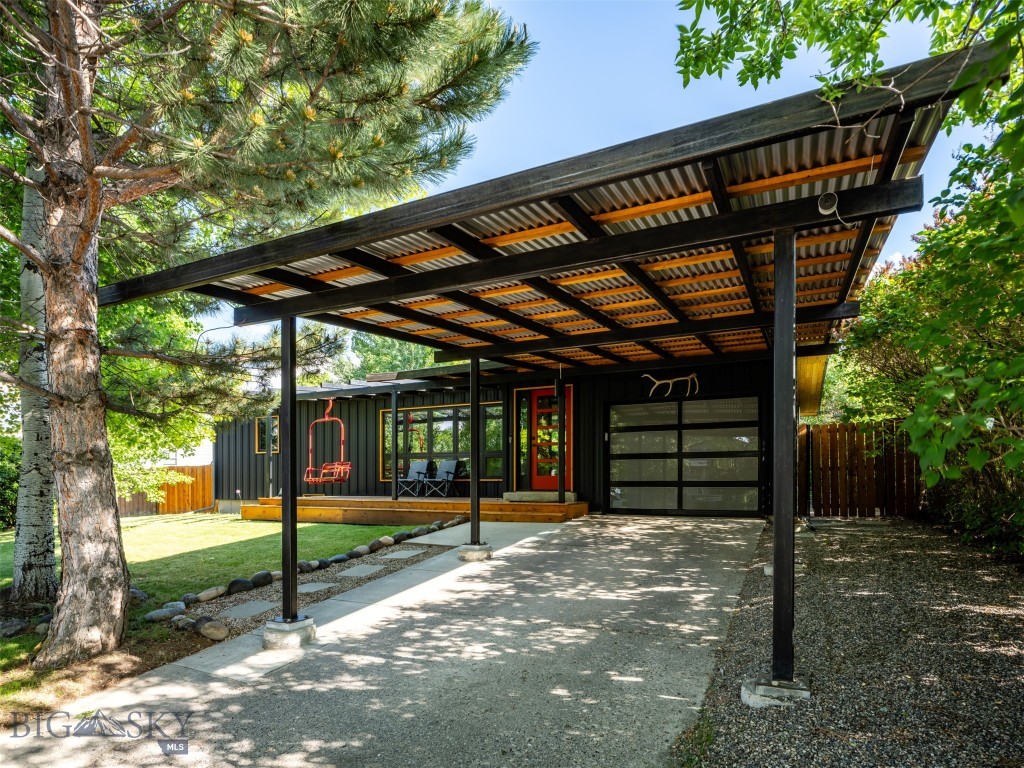 1206 N Cedarview Drive