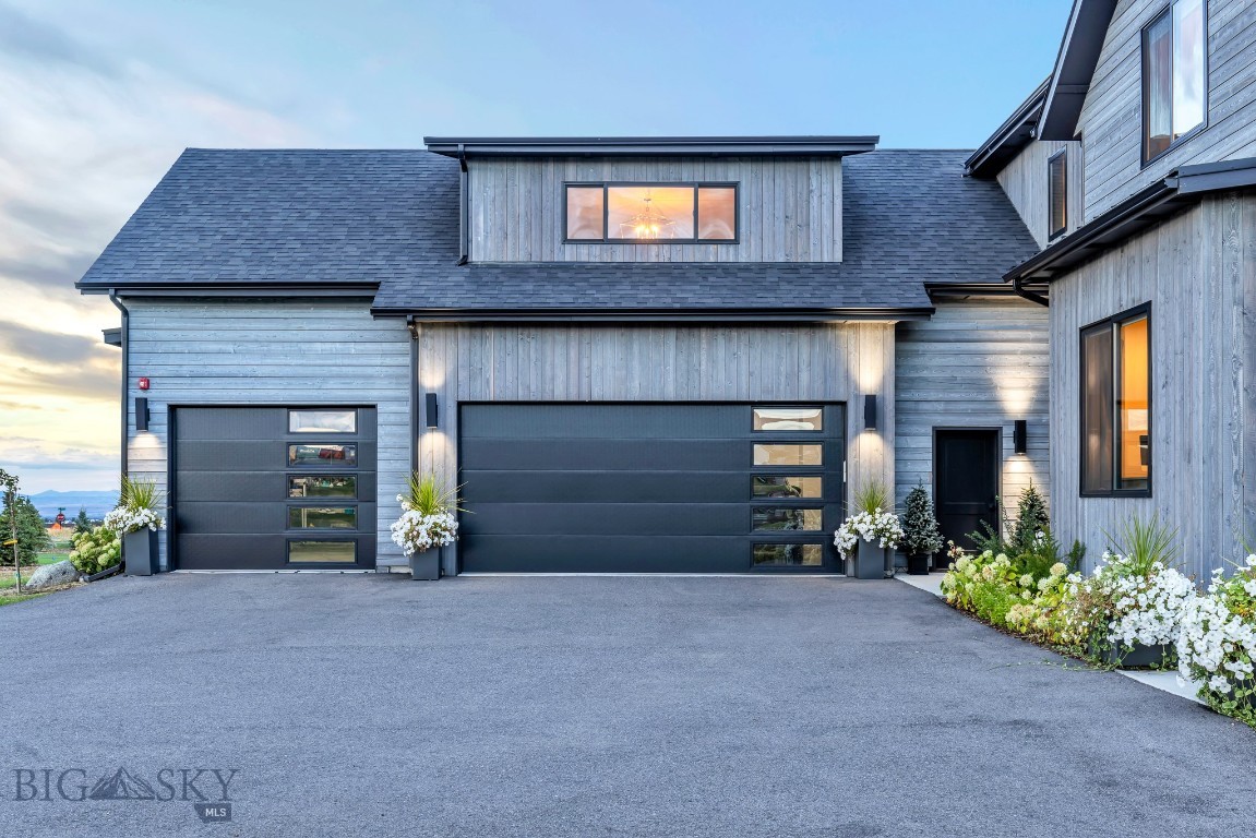 58 Waylon Way