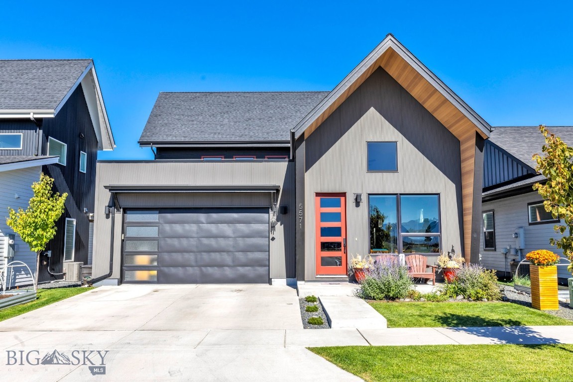5571 Vaughn Drive