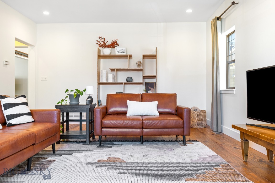 4468 Alexander Street