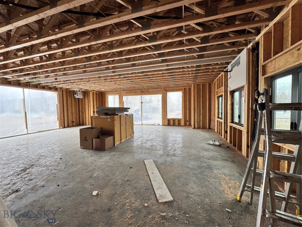 3505 Laramie Drive 1