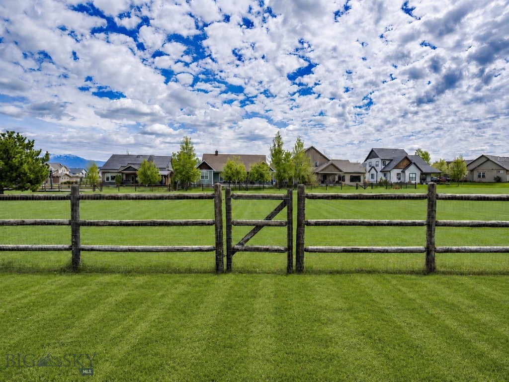 50 Pattee Trail