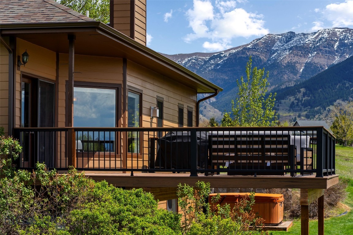 1028 Summer Ridge Road