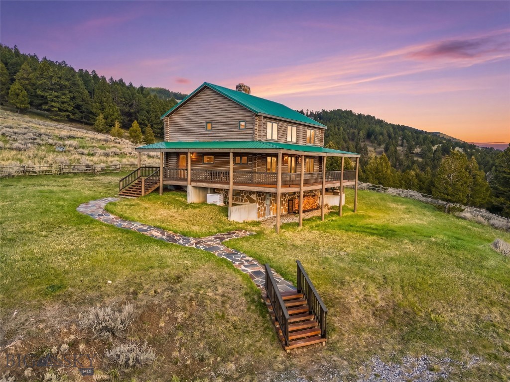755 Coffee Creek Road