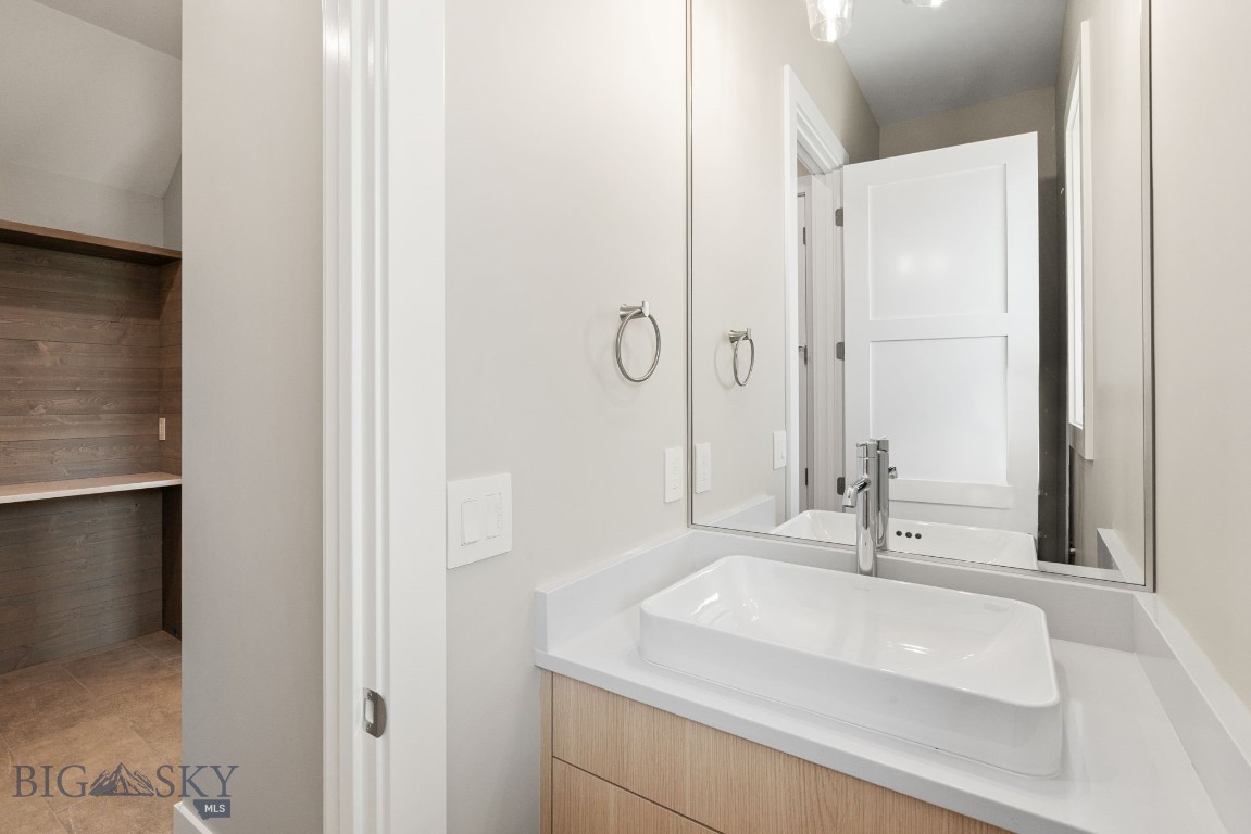 141 Creekbank Loop