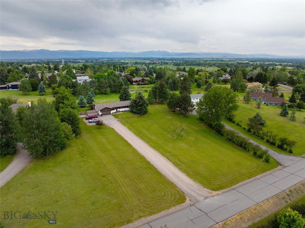 4913 Itana Circle