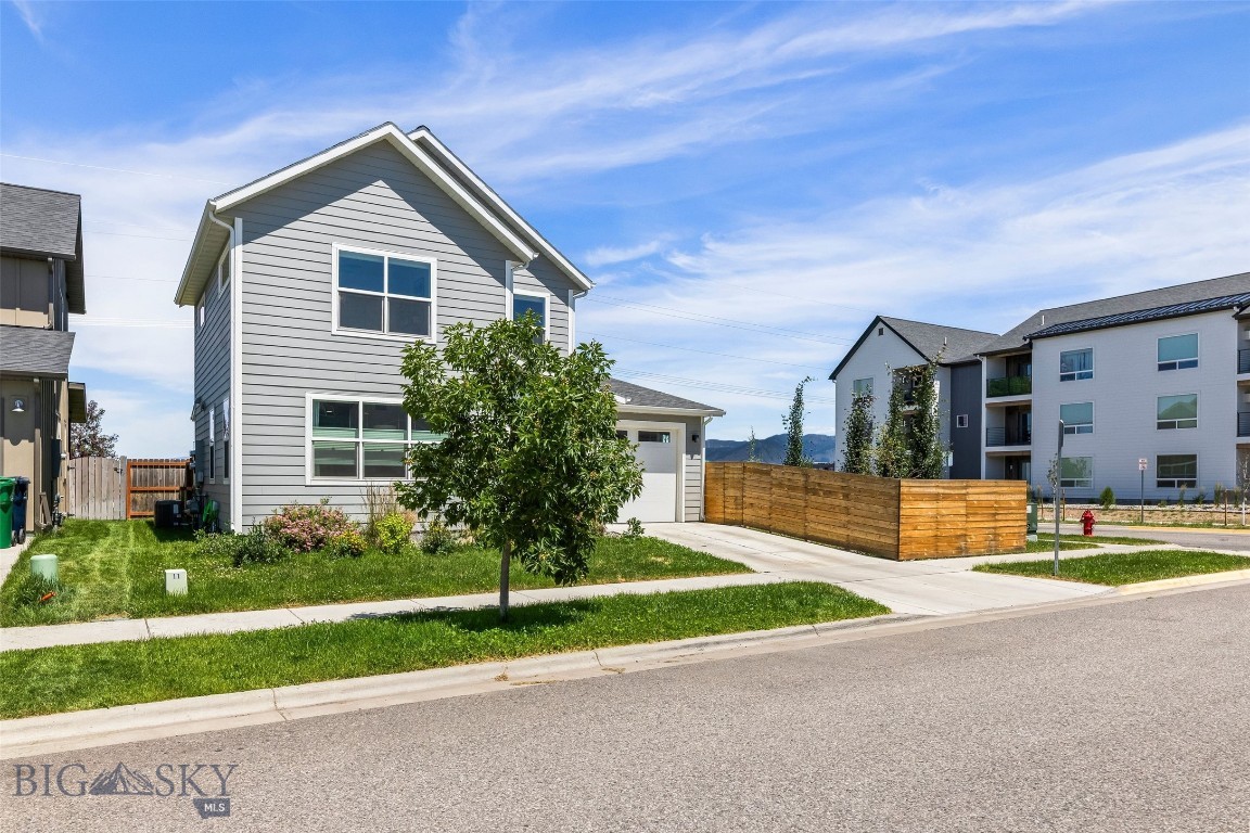 5105 Samantha Lane B