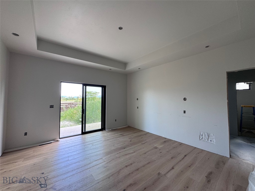 1592 Ryun Sun Way