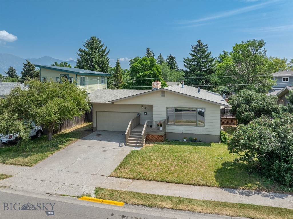 422 N 11th Avenue