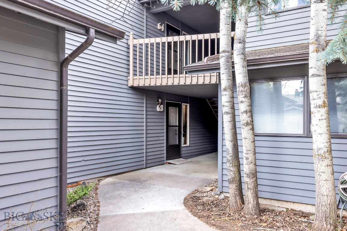 2200 W Dickerson Street 64