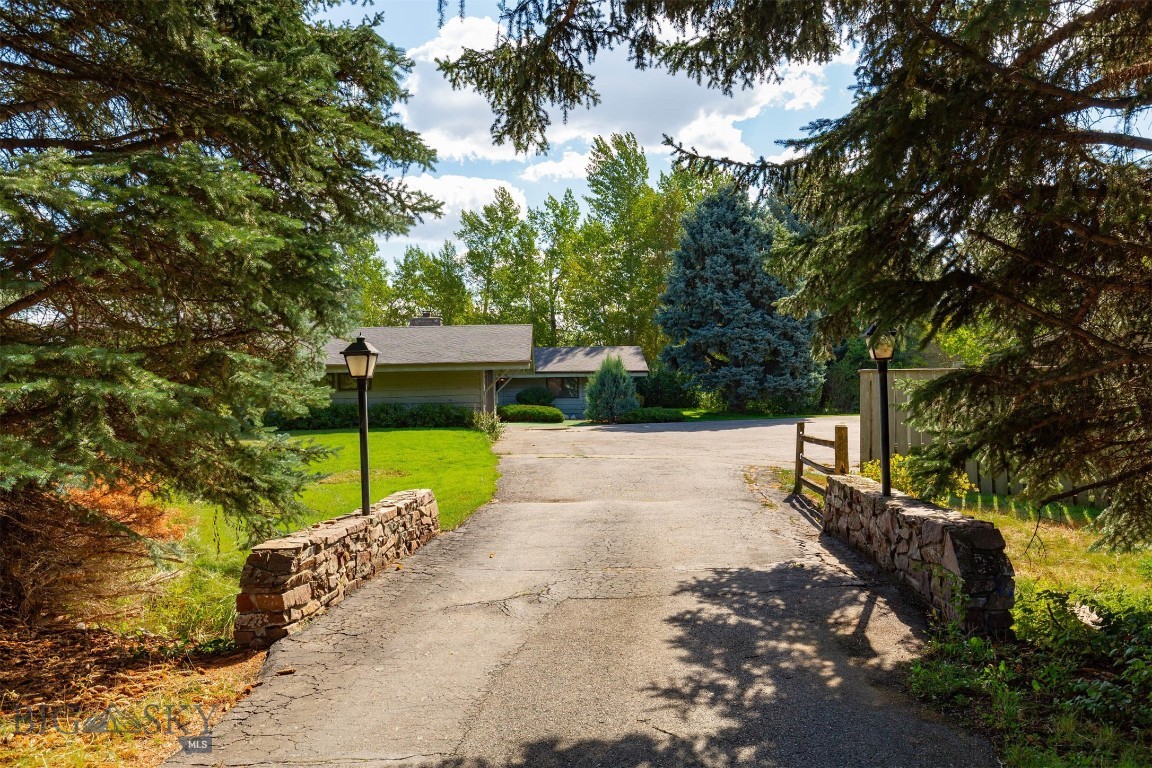 53 Arrowhead Trail