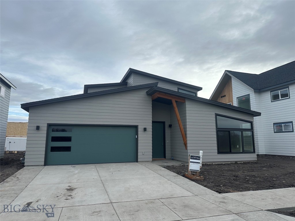 8 Westgate Ave, Bozeman