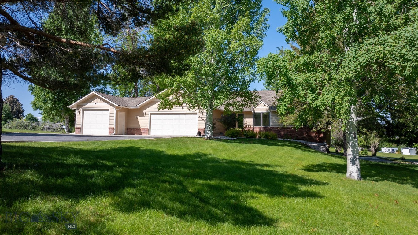 4901 Itana Circle