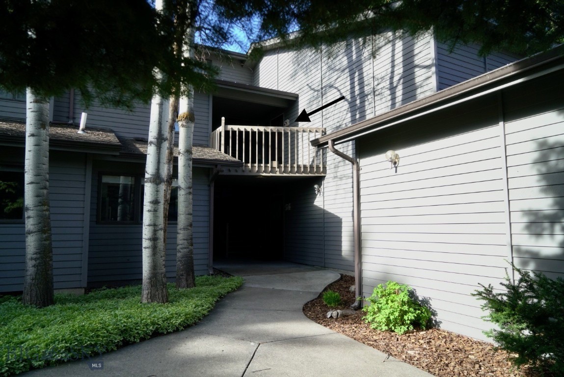 2200 W Dickerson 53