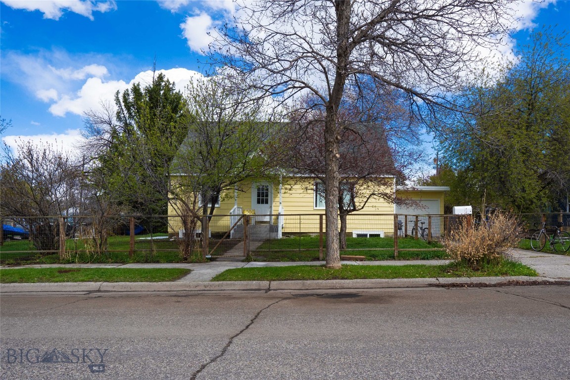 304 S 12th Avenue