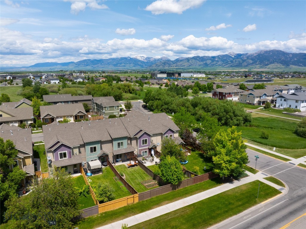 4364 Brookside Lane