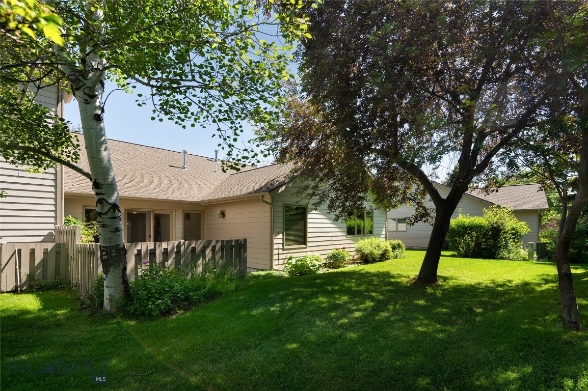 2400 Durston Road 17