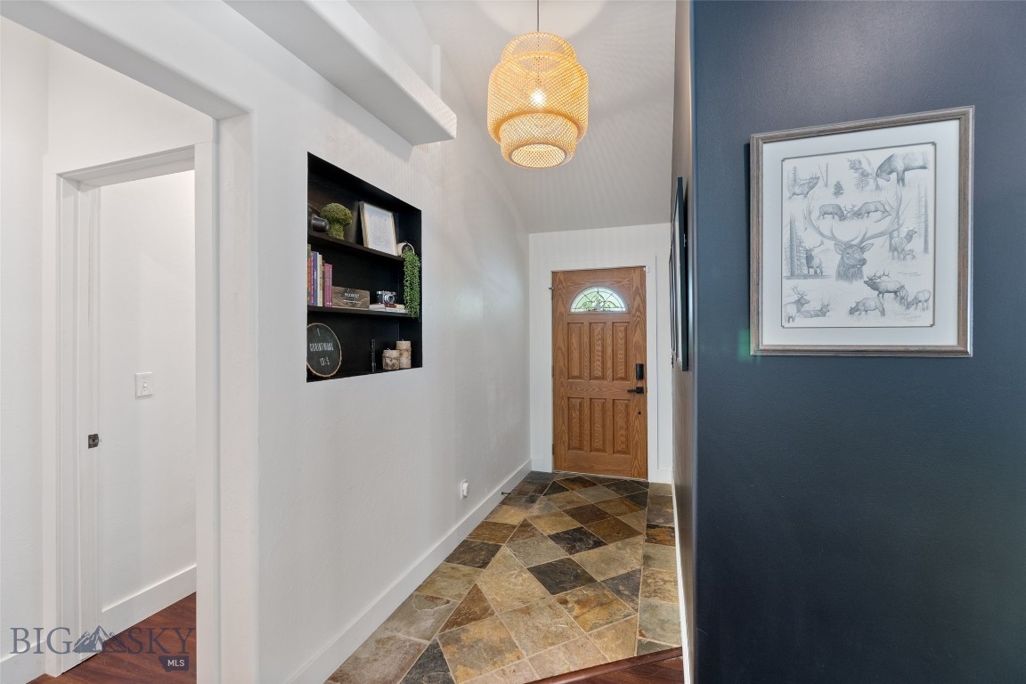 25 W Dooley Lane