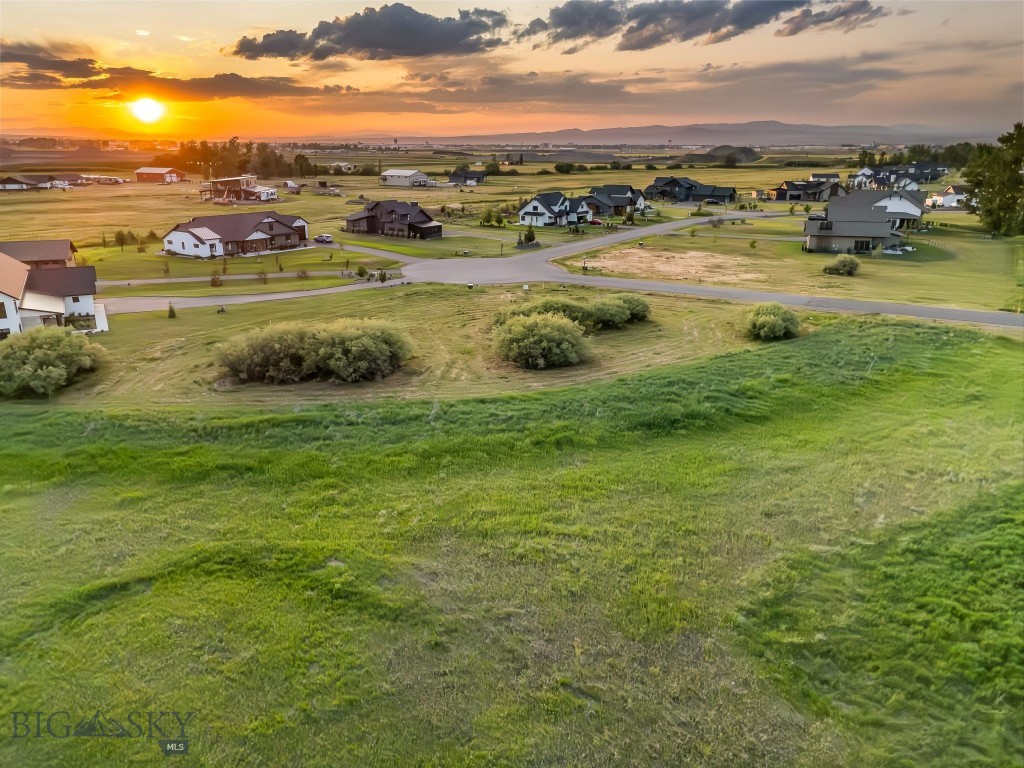Lot 10 Riparian Way