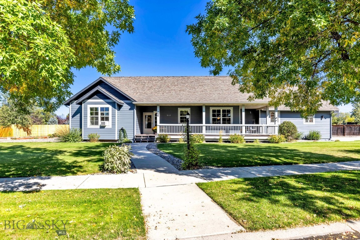 912 Landmark Drive, Belgrade