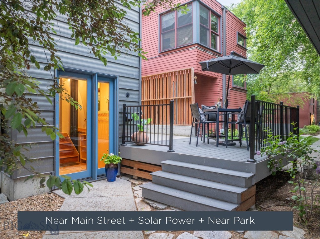 309 N Black Avenue