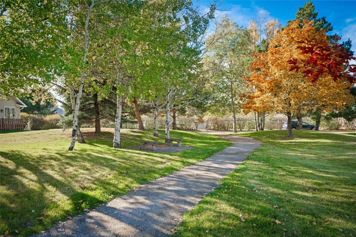 2366 W Beall Street 1