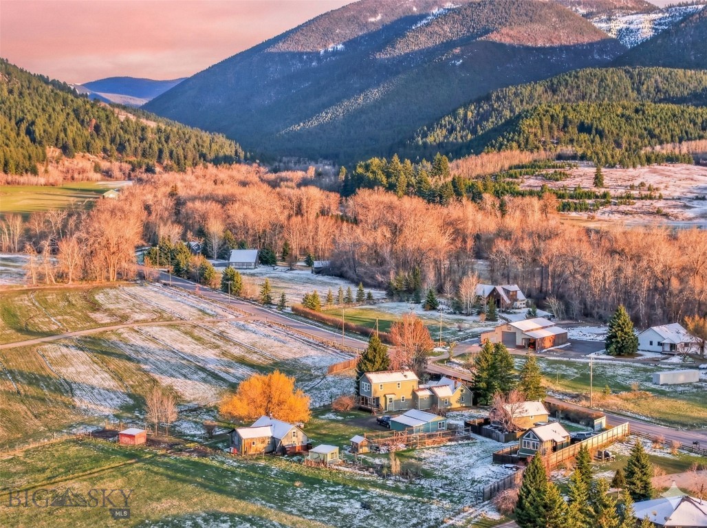 12977 Cottonwood Road, Bozeman