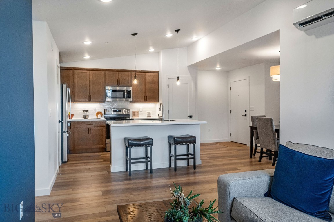 2440 Tschache Lane 302