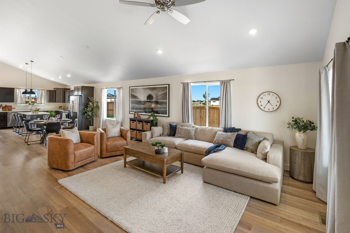 711 Spaniel Lane