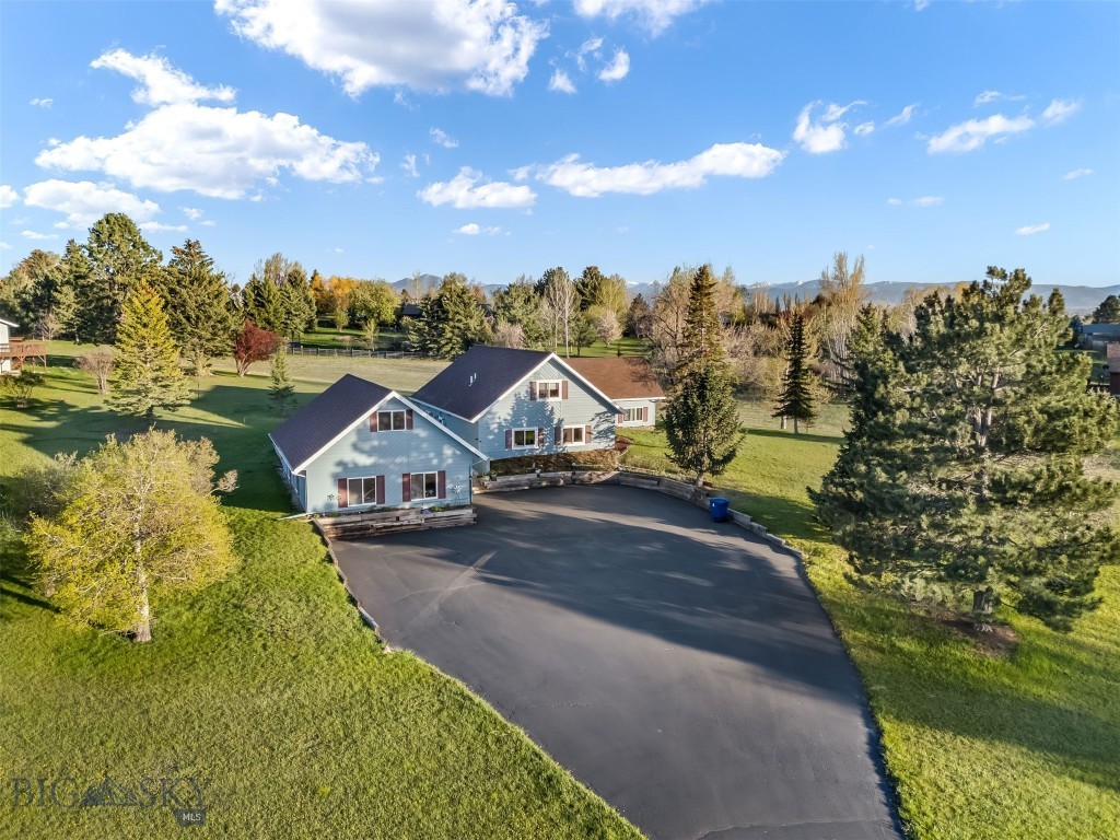 4925 Itana Circle