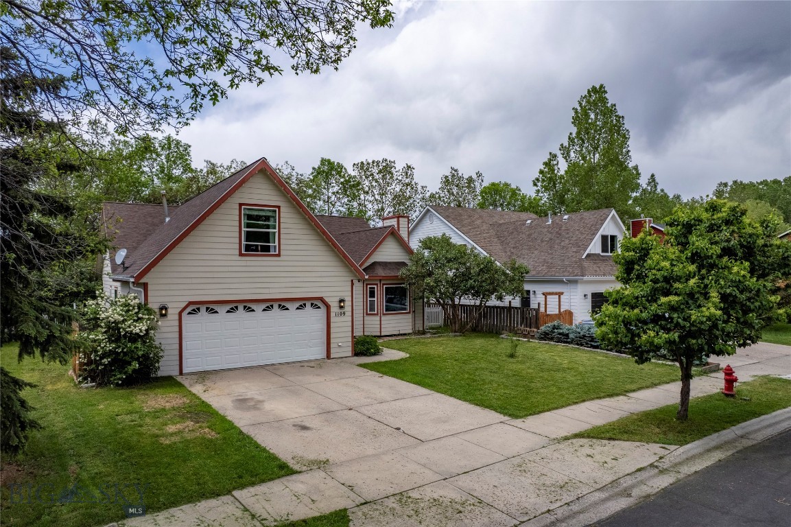 1109 Woodland