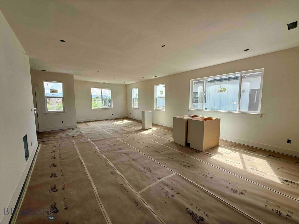 5705 Flycatcher Drive