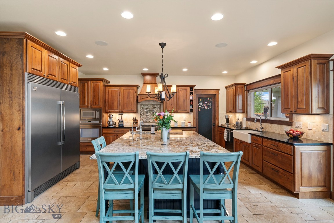4194 Clydesdale Court