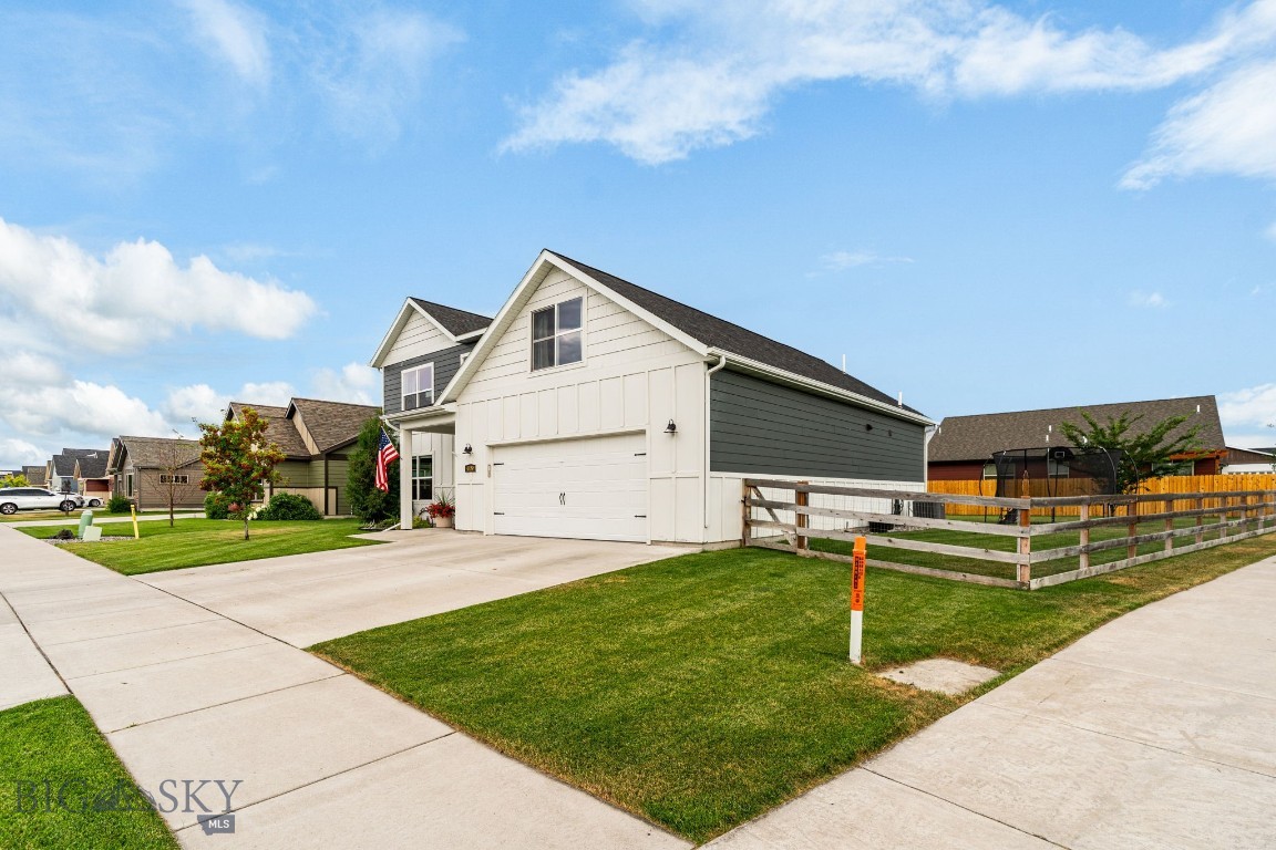 4490 Ethan Way