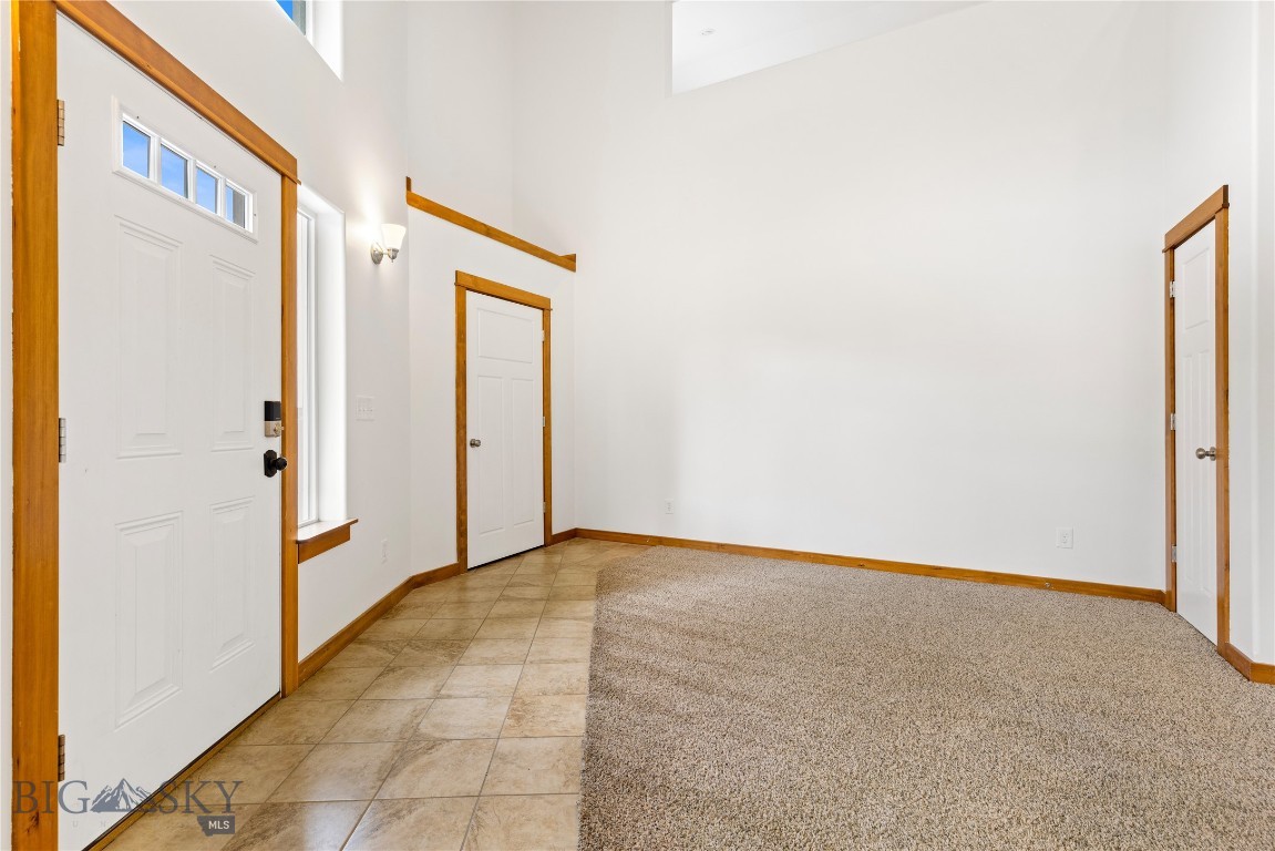 2216 Sourdough Road 4